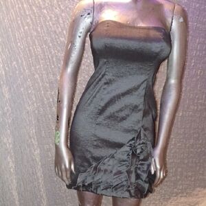 Elegant Black Strapless Dress